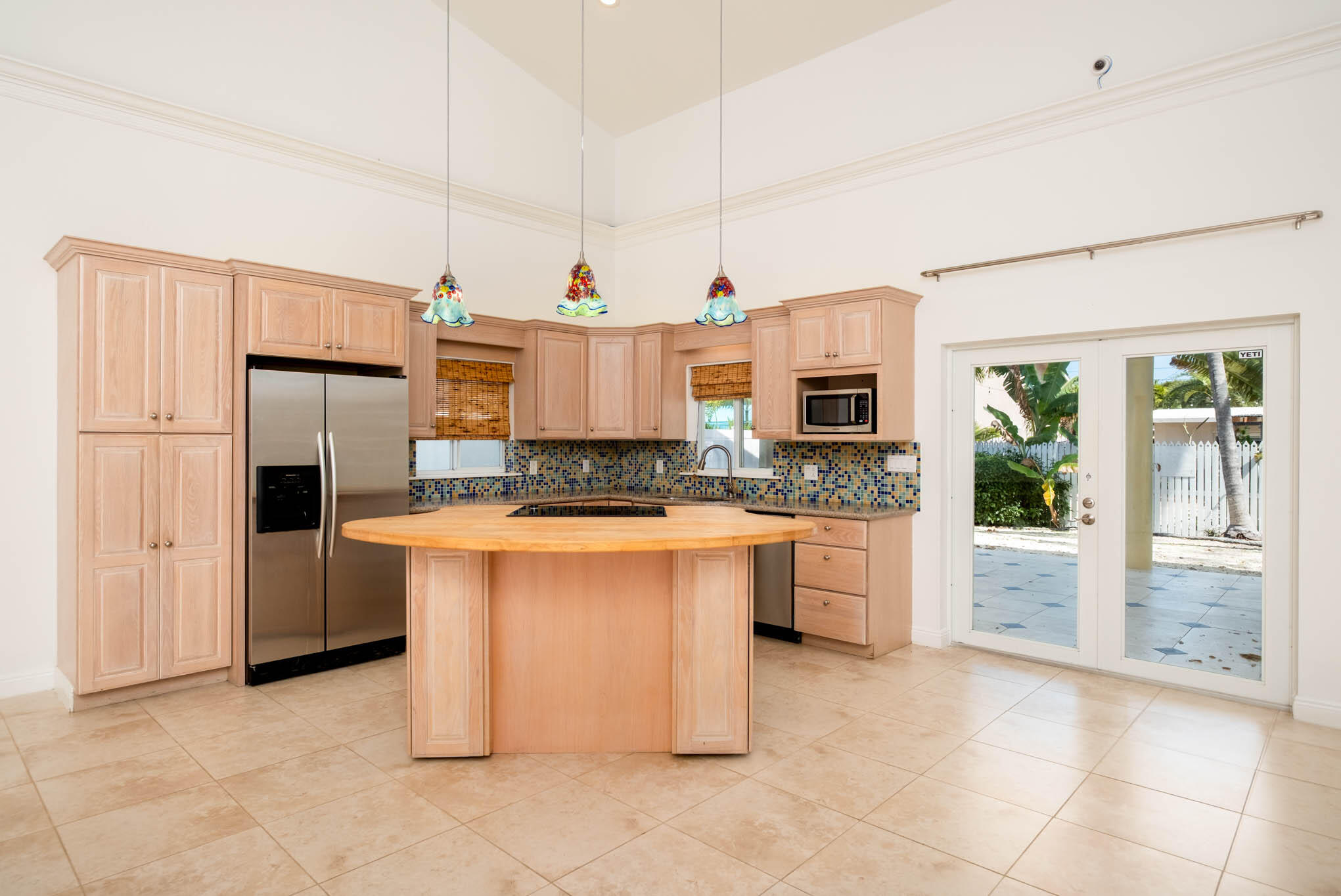 118 1st Street Key Largo, FL 33037 - Photo 3 of 25 Kitchen