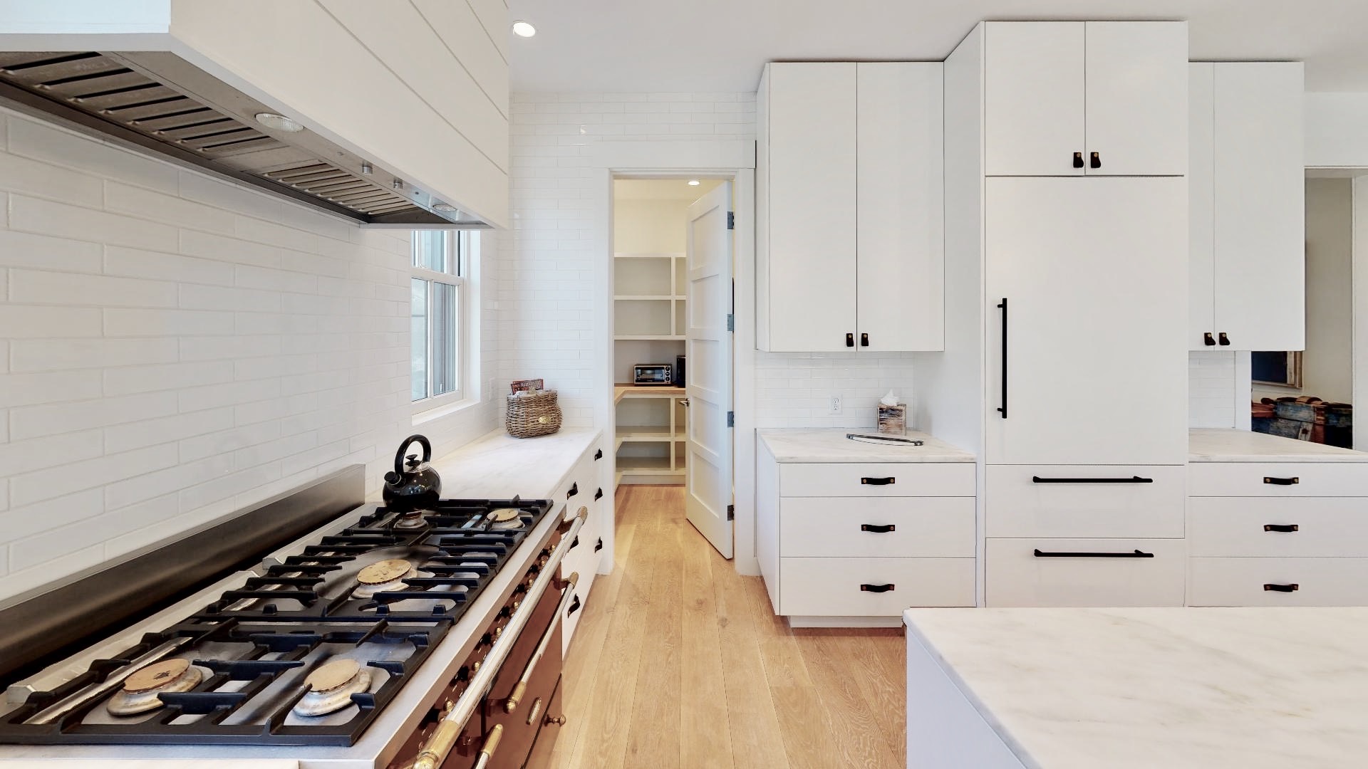 33 Pilgrim Road Nantucket, MA 02554 - Photo 11 of 63 Gallery Image 11