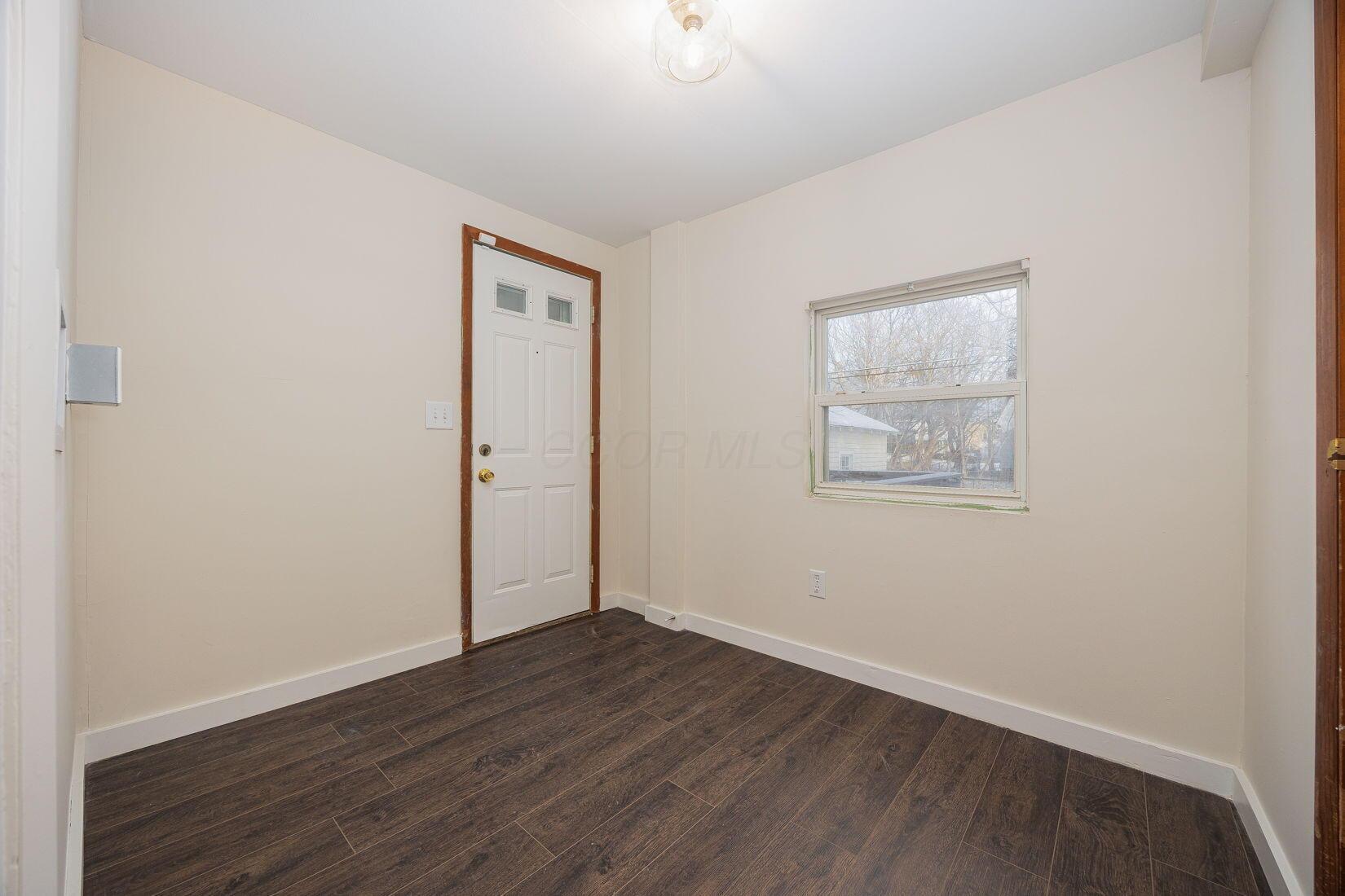 1464 Kenmore Road Columbus, OH 43211 - Photo 11 of 24 22-web-or-mls-1464 Kenmore Rd-21