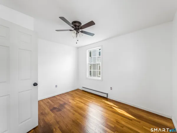 $1,800 | 31 Loveland Street, Middletown, CT 06457