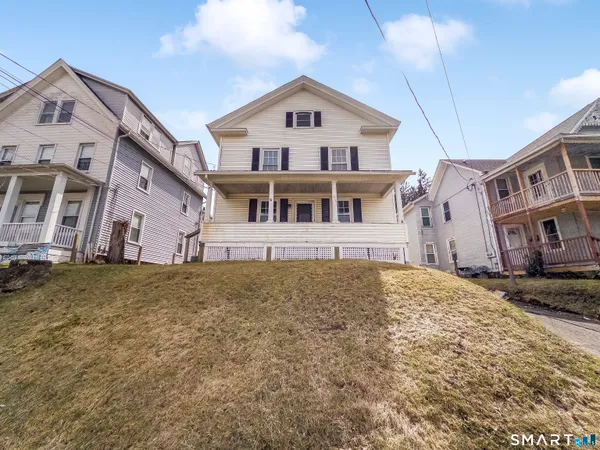 $1,800 | 31 Loveland Street, Middletown, CT 06457