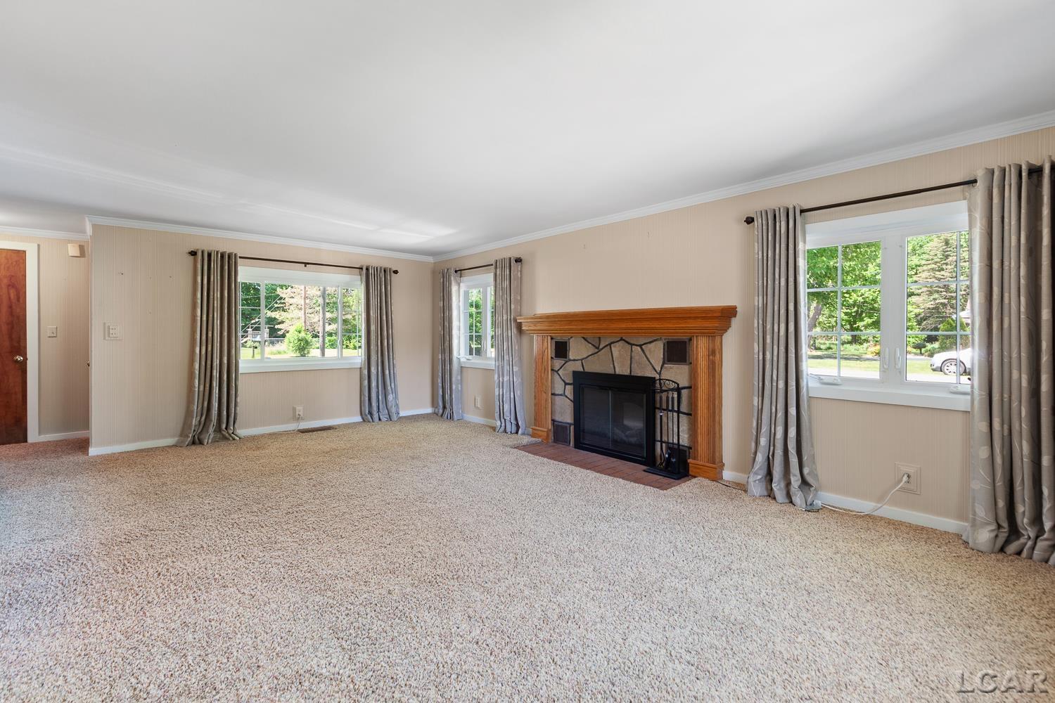 2439 Airport Road Adrian, MI 49221 - Photo 22 of 45