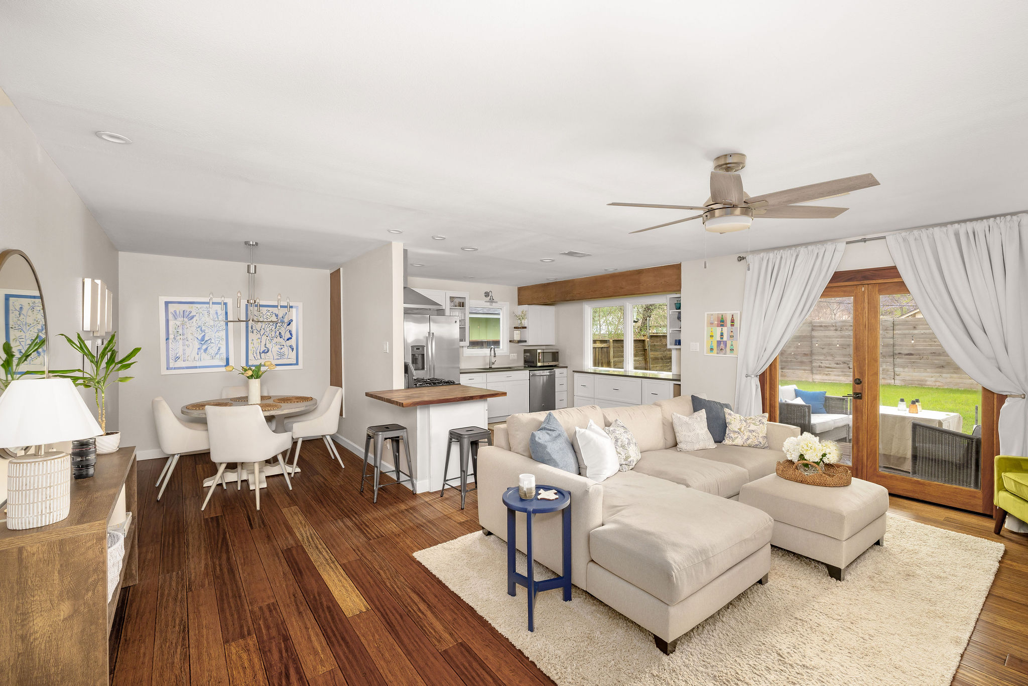 6107 Harwin Lane Austin, TX 78745 - Photo 14 of 27