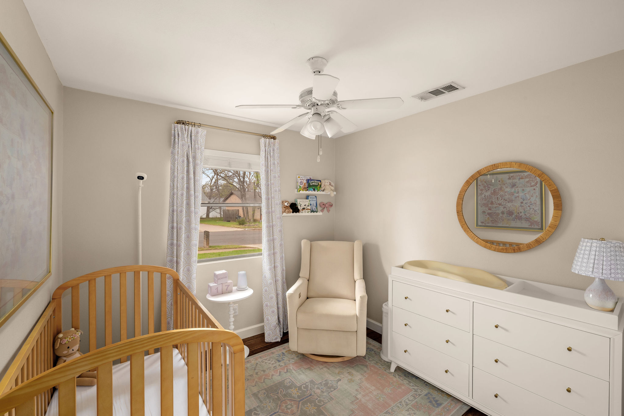 6107 Harwin Lane Austin, TX 78745 - Photo 17 of 27