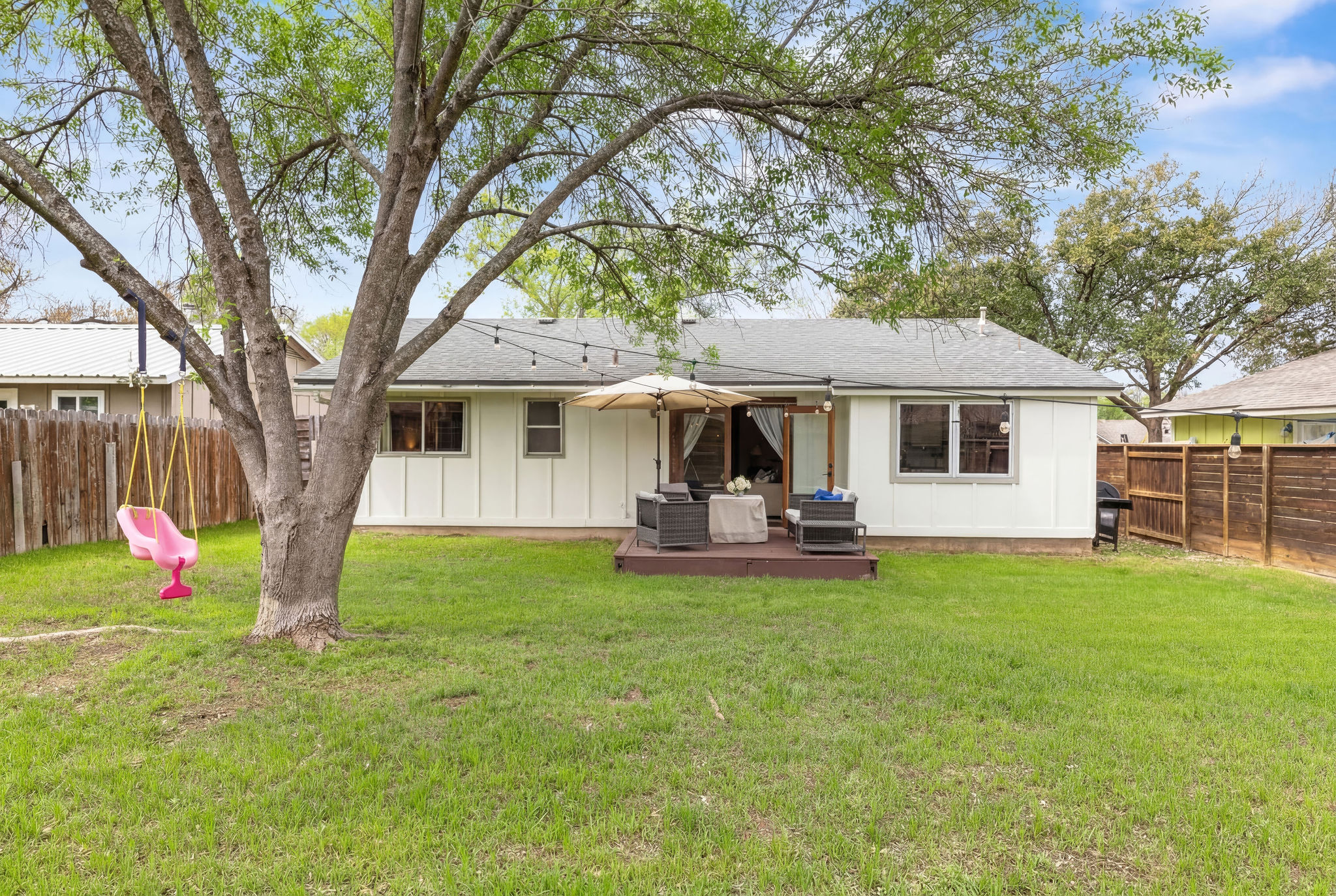 6107 Harwin Lane Austin, TX 78745 - Photo 26 of 27