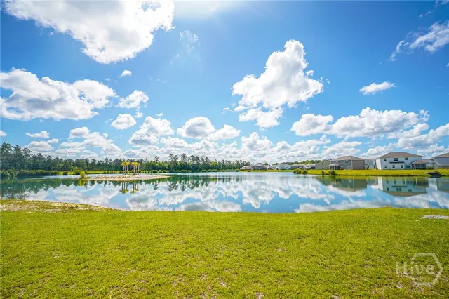 $2,600 | 108 Kingswood Circle, Bloomingdale, GA 31302