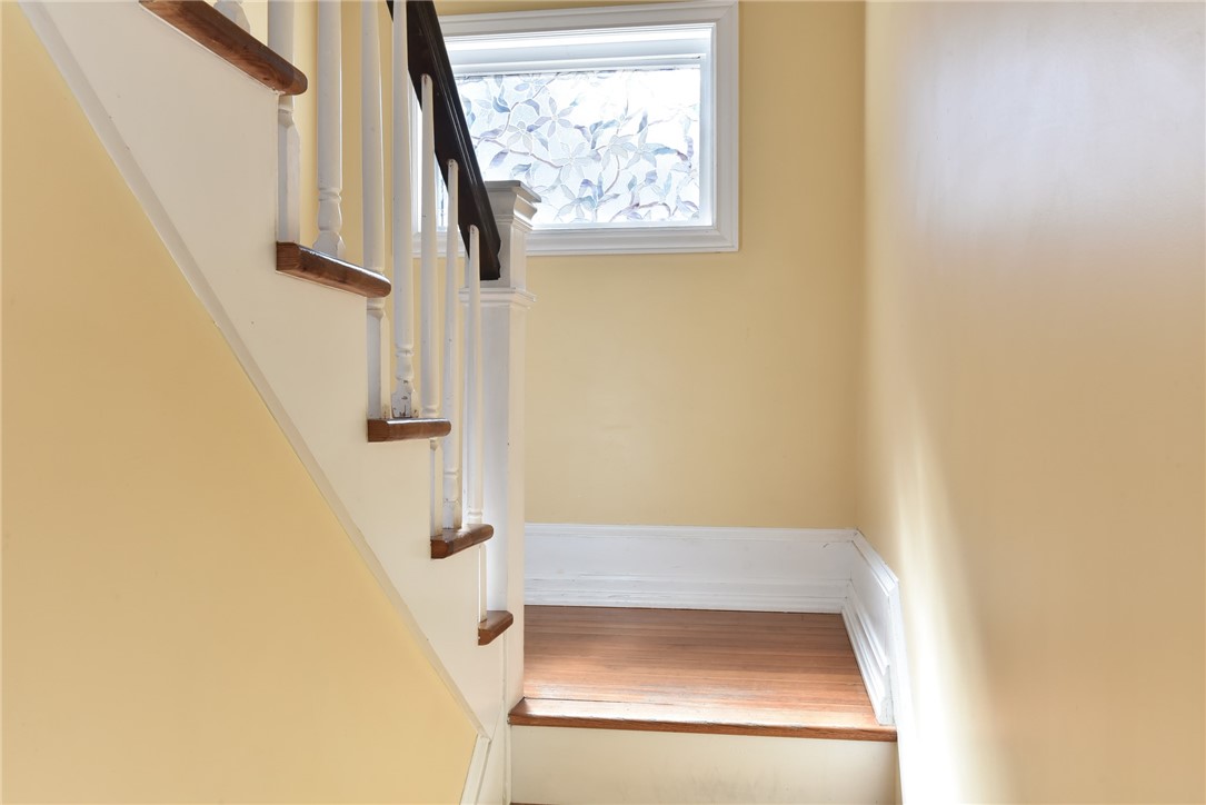 136 Rounds Avenue Providence, RI 02907 - Photo 14 of 37