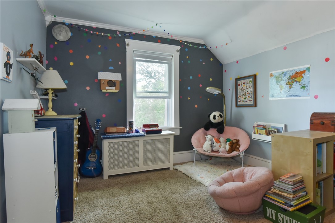 136 Rounds Avenue Providence, RI 02907 - Photo 24 of 37