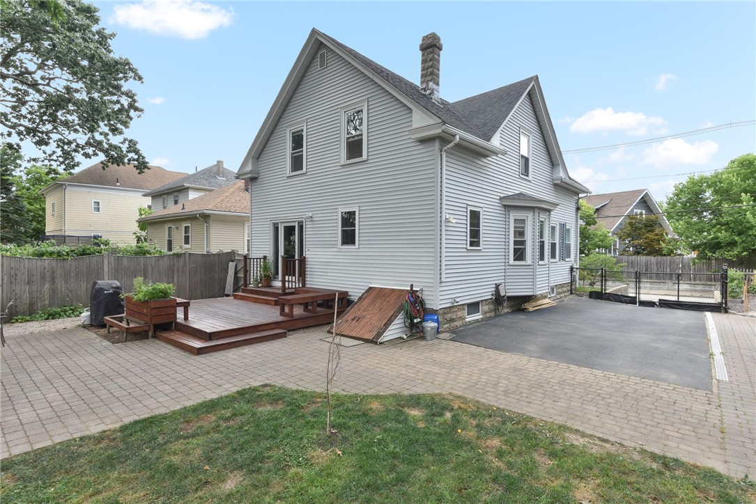 136 Rounds Avenue Providence, RI 02907 - Photo 27 of 37