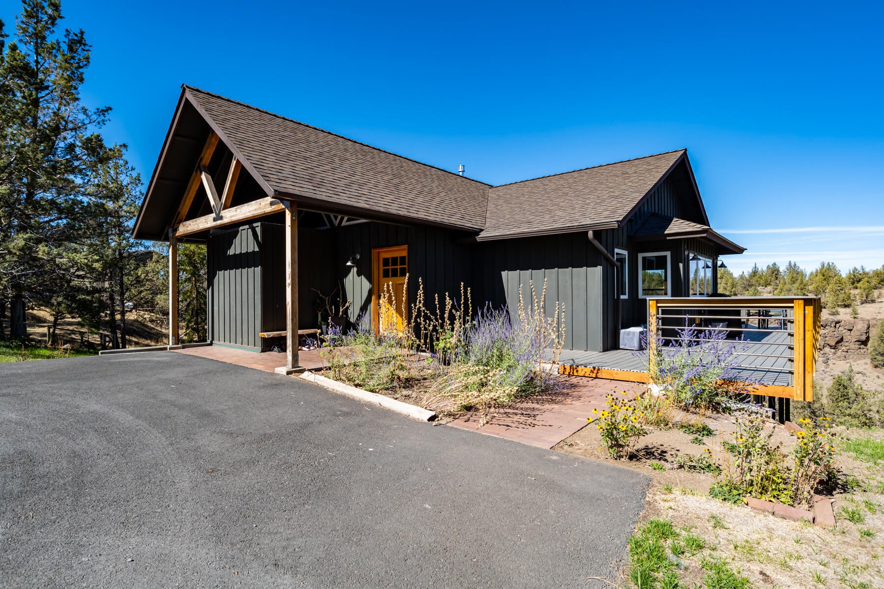65101 Swalley Road Bend, OR 97703 - Photo 7 of 62 7JH5_7576