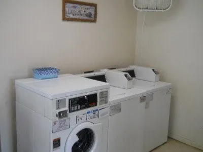 $830 | 1001 Charlsie Avenue, Kirbyville, TX 75956