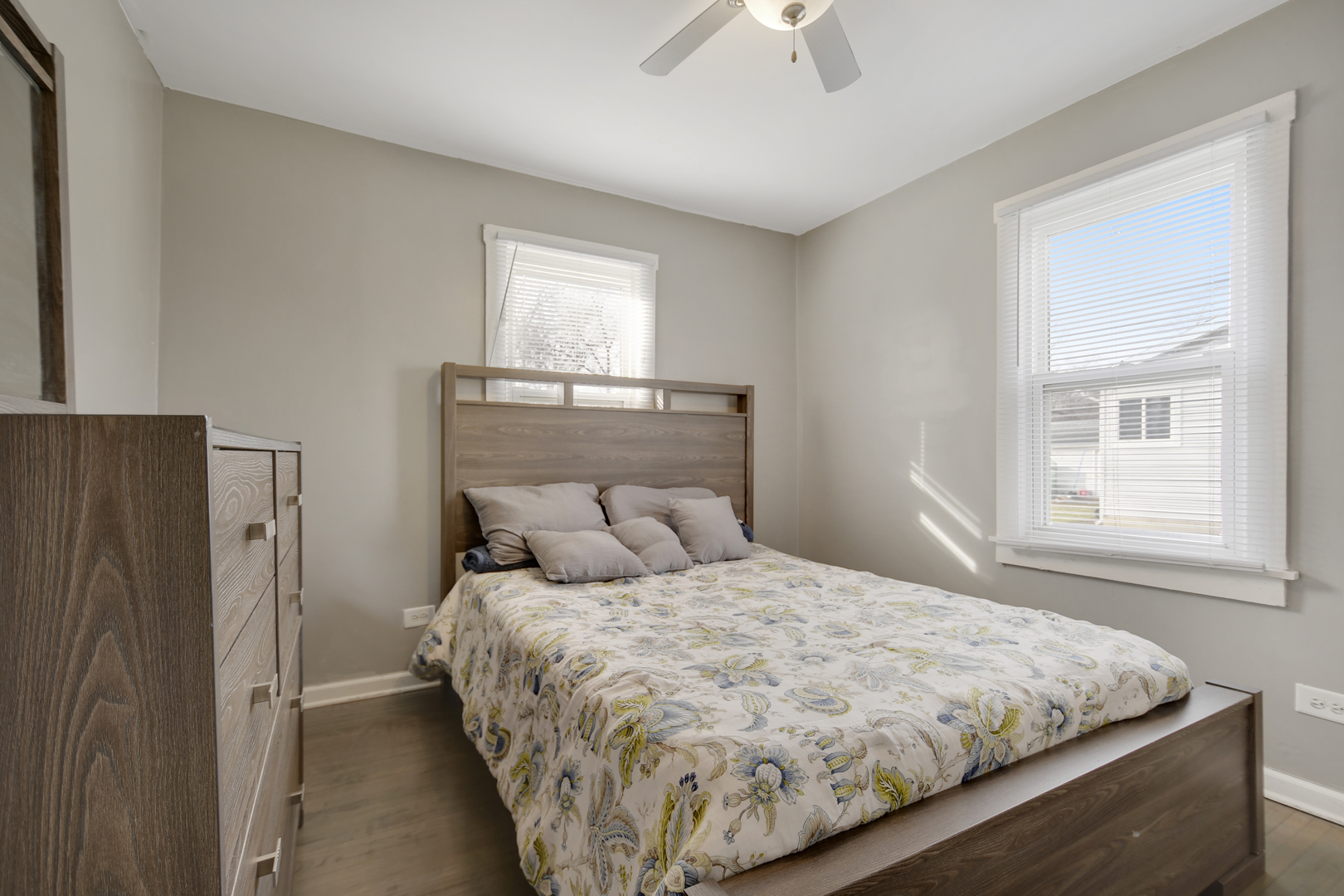 3737 Rose Manor Terrace Markham, IL 60428 - Photo 9 of 19 a bedroom with a bed and a window