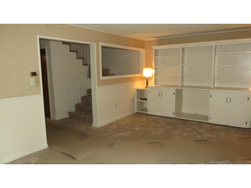 7 Pine Grove Road, Unit 7 Exeter, NH 03833 - Photo 2 of 10