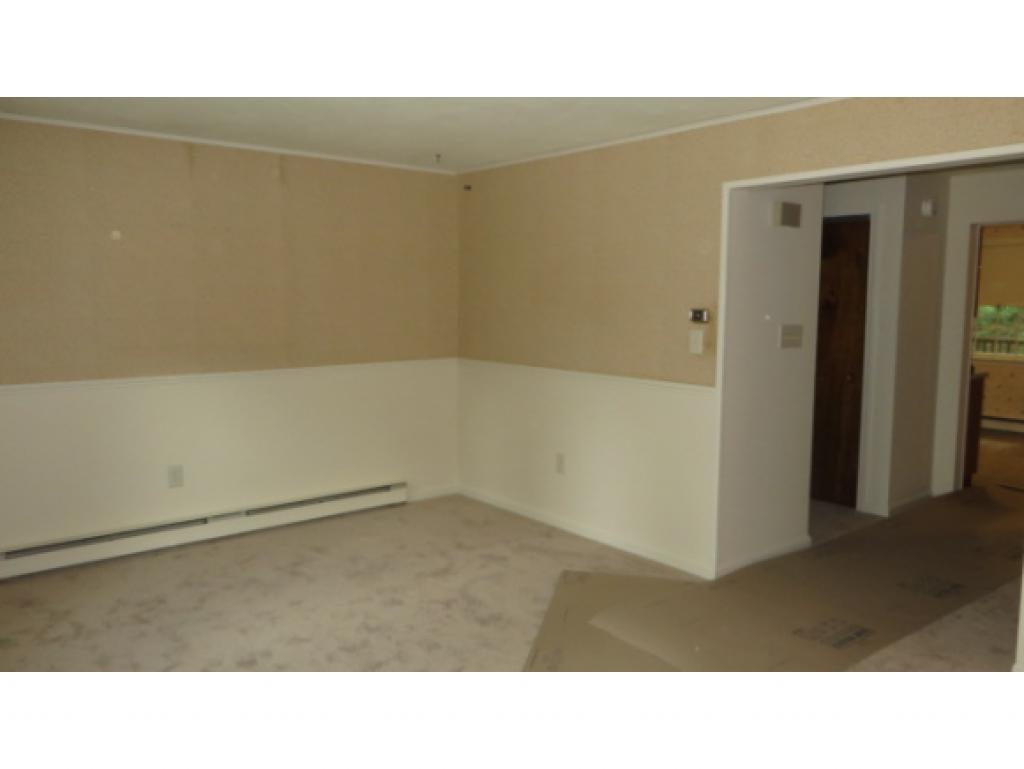7 Pine Grove Road, Unit 7 Exeter, NH 03833 - Photo 3 of 10