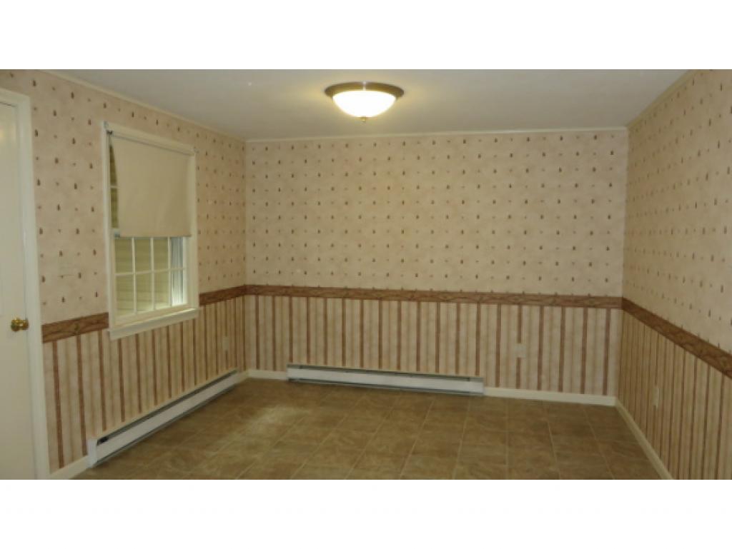 7 Pine Grove Road, Unit 7 Exeter, NH 03833 - Photo 5 of 10