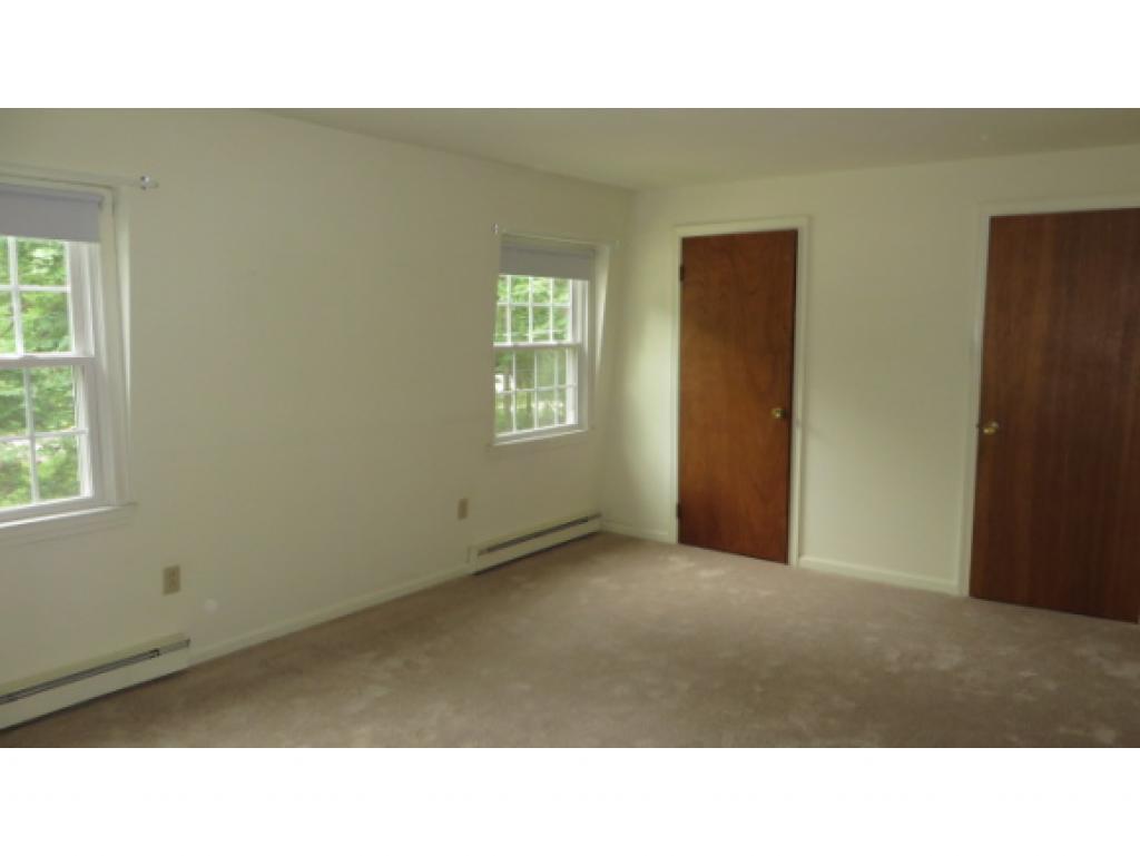 7 Pine Grove Road, Unit 7 Exeter, NH 03833 - Photo 7 of 10