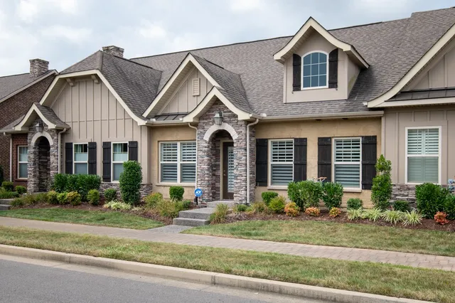 $469,000 | 240 Glennister Court, Gallatin, TN 37066