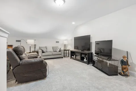 $469,000 | 240 Glennister Court, Gallatin, TN 37066