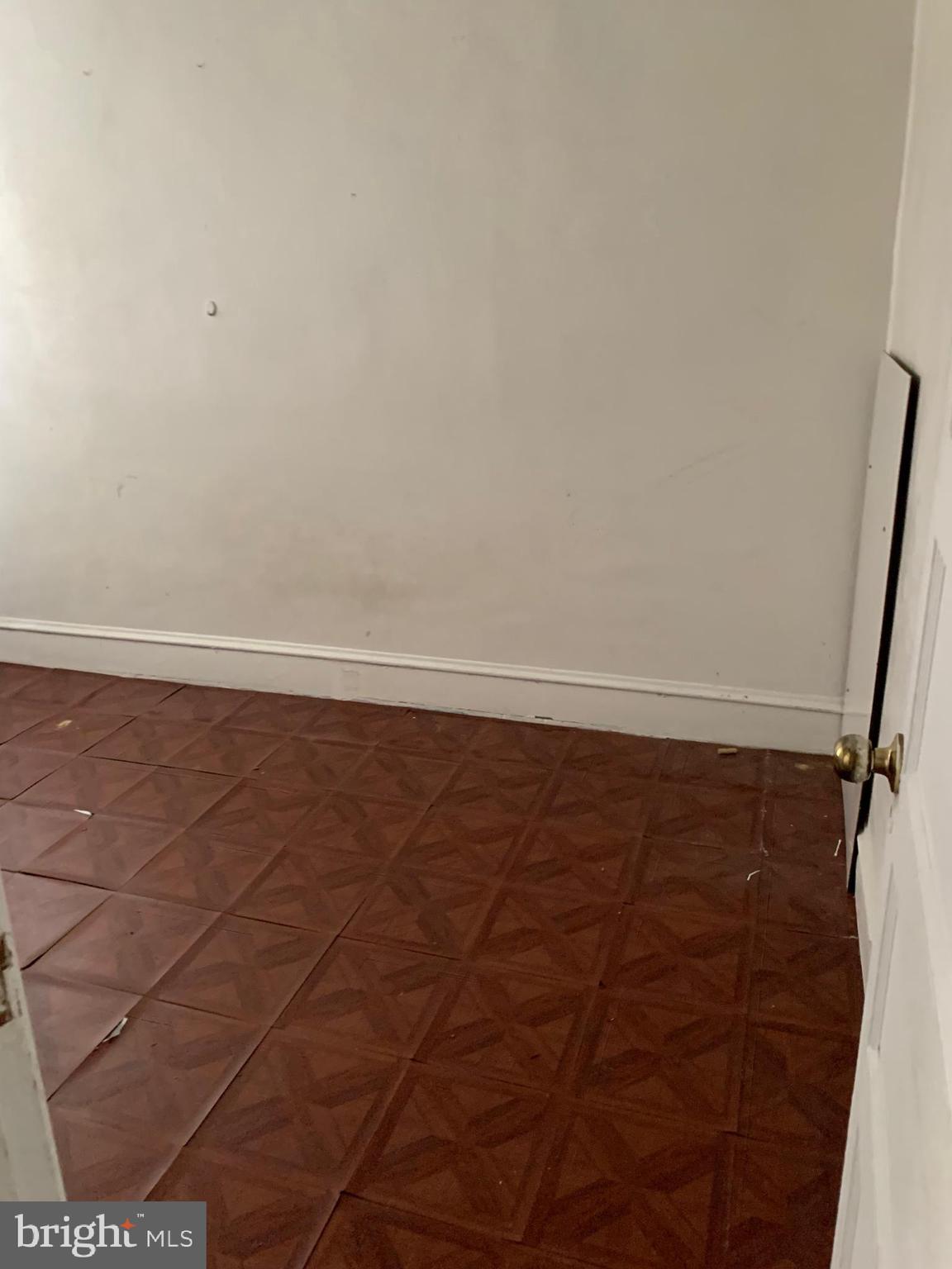 516 Millbank Road Upper Darby, PA 19082 - Photo 13 of 19