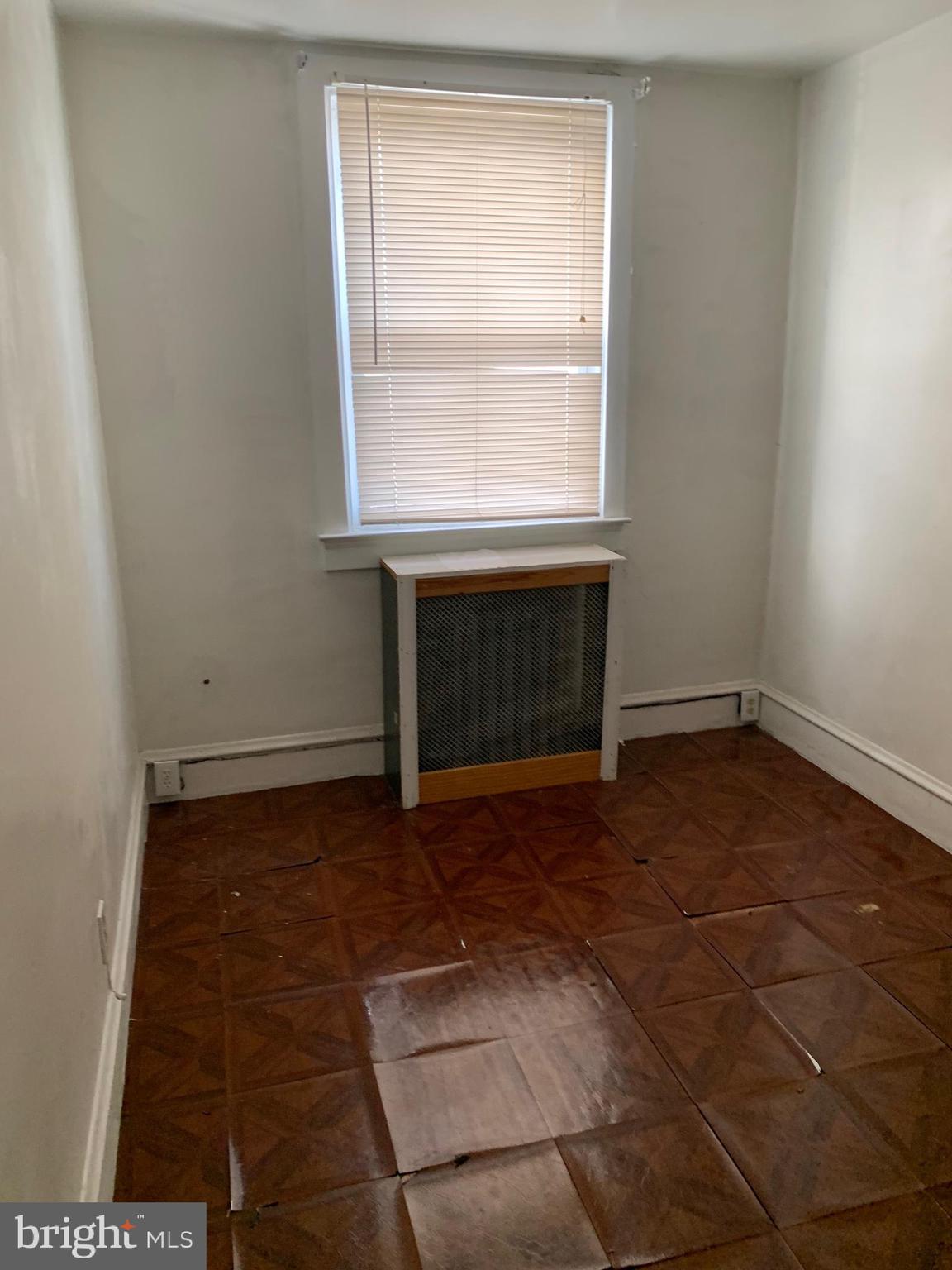 516 Millbank Road Upper Darby, PA 19082 - Photo 14 of 19