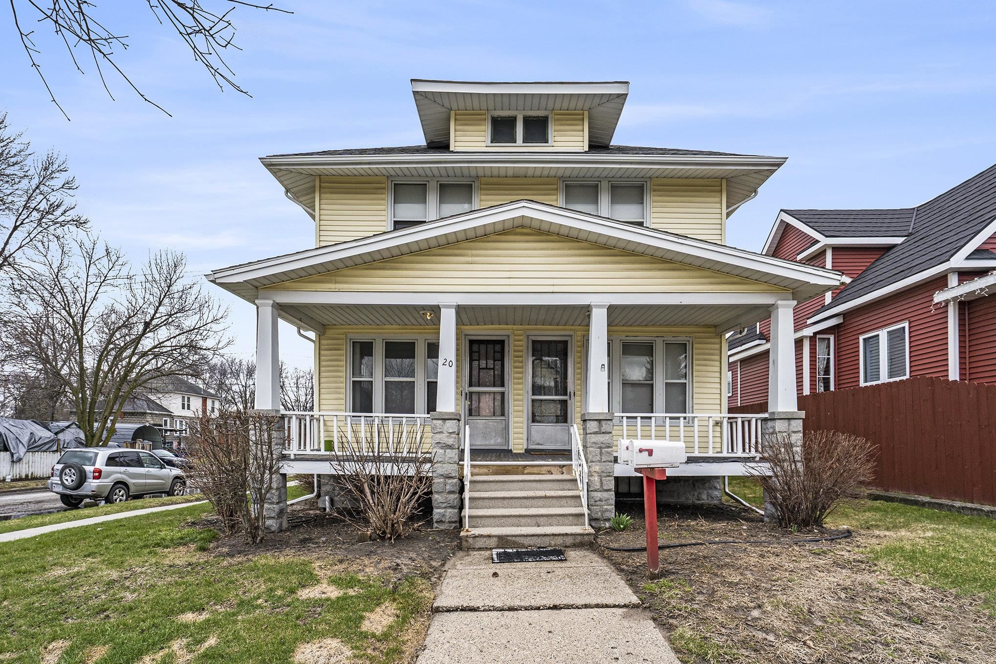 720 Stanton Street Bay City, MI 48708 - Photo 2 of 19
