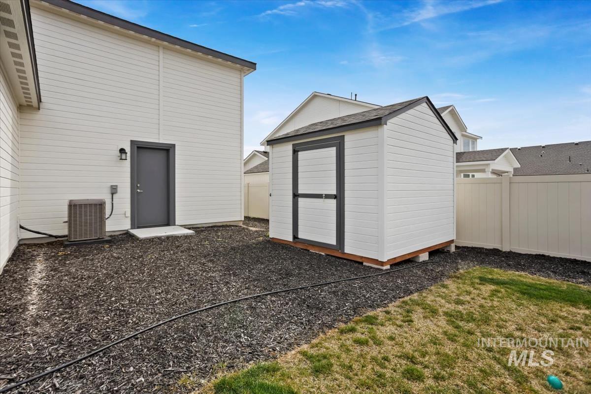 3769 South Angel Falls Way Nampa, ID 83686 - Photo 38 of 44