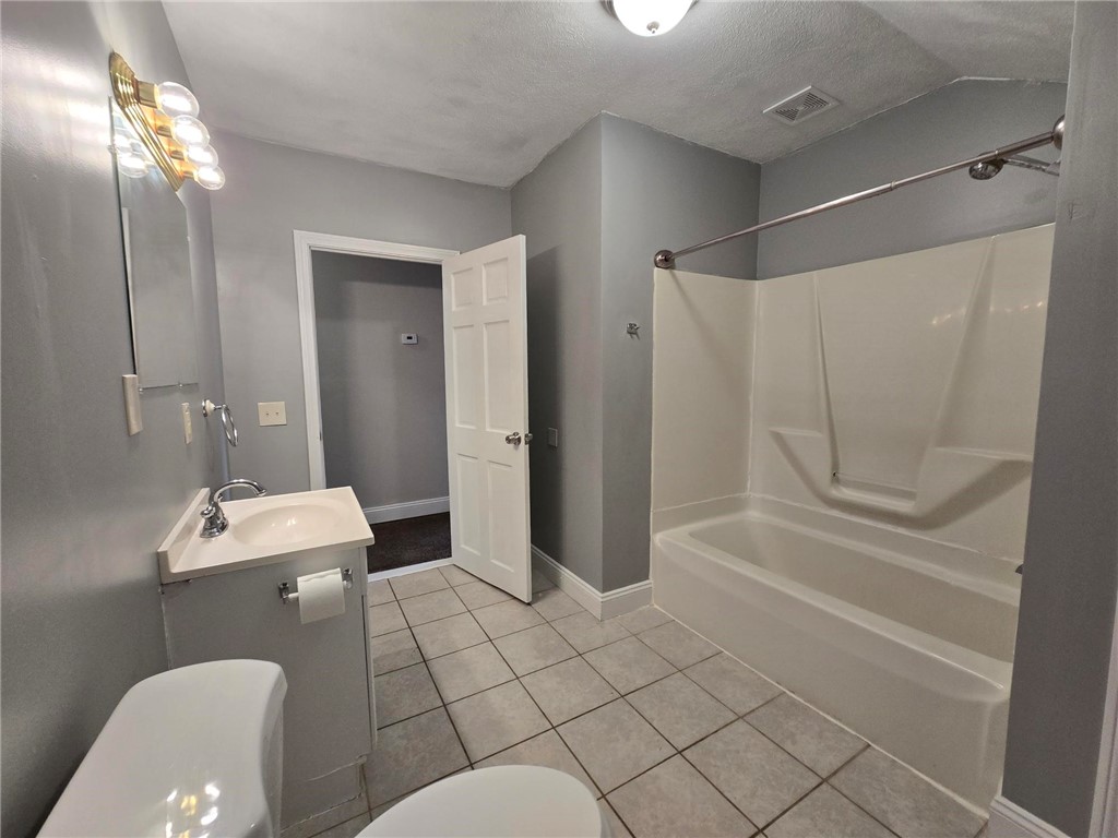 4 Union Street Coventry, RI 02816 - Photo 12 of 14 Gallery Image 12