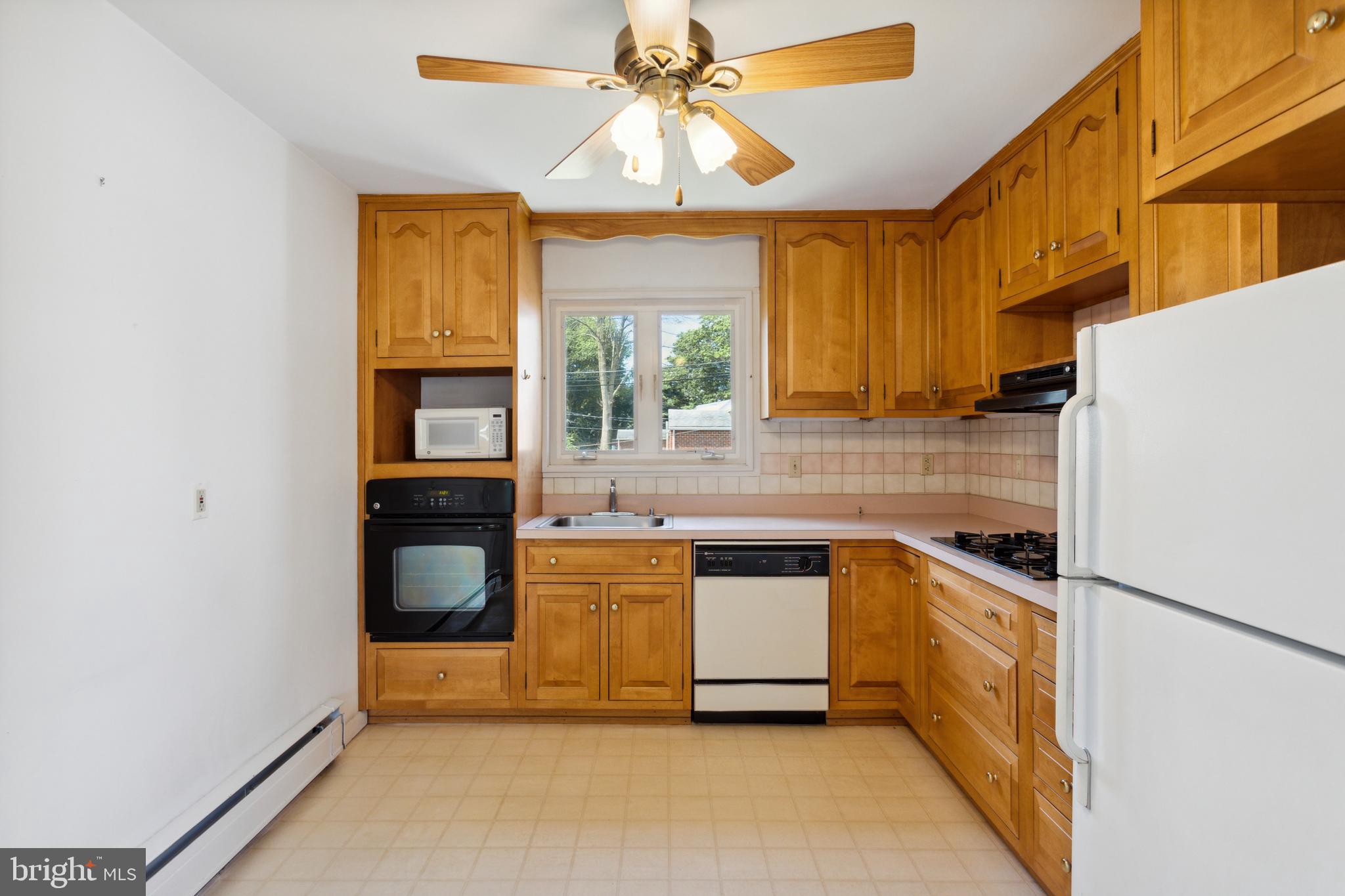 628 South Eagle Road Havertown, PA 19083 - Photo 11 of 25