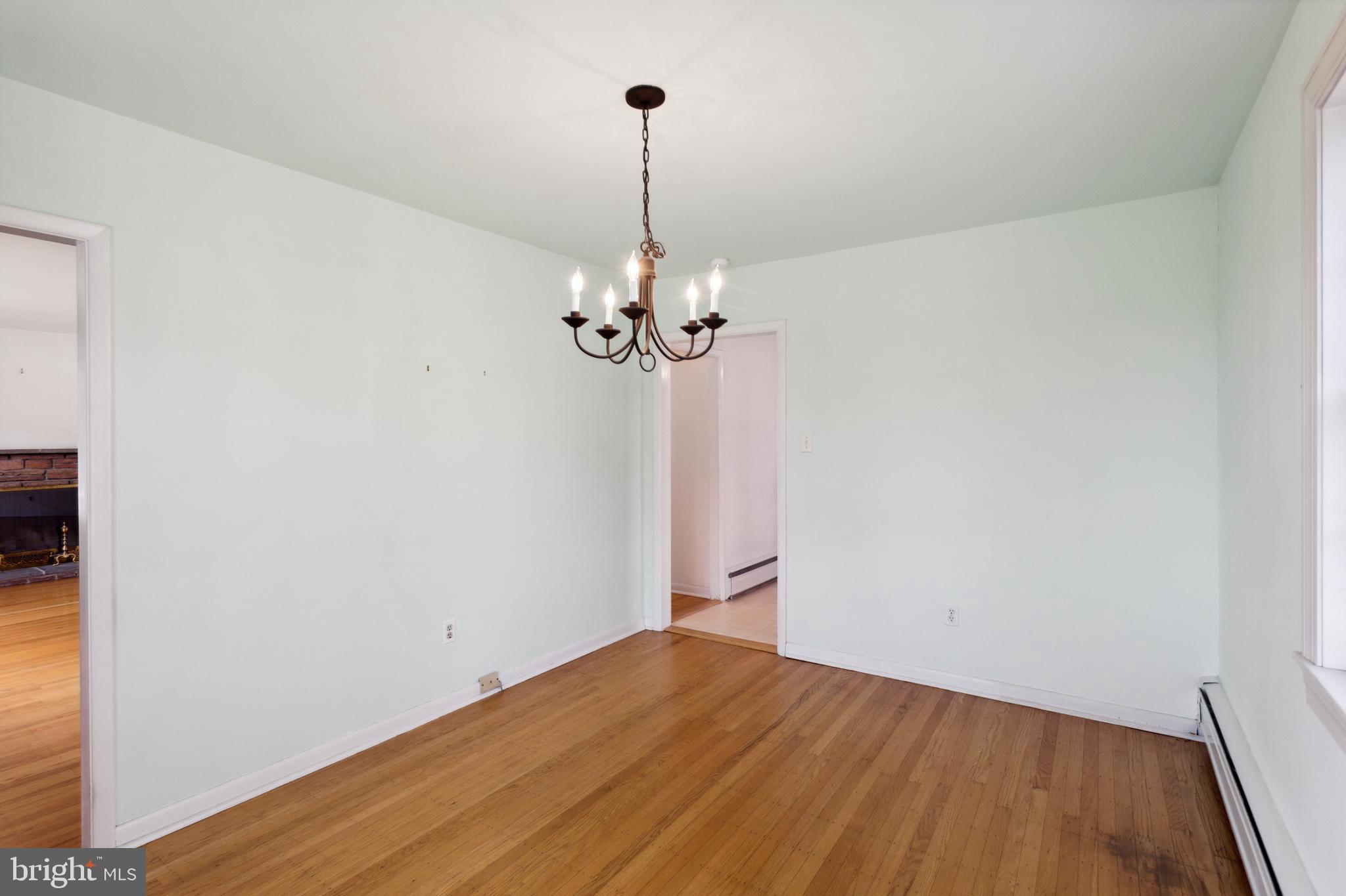 628 South Eagle Road Havertown, PA 19083 - Photo 7 of 25