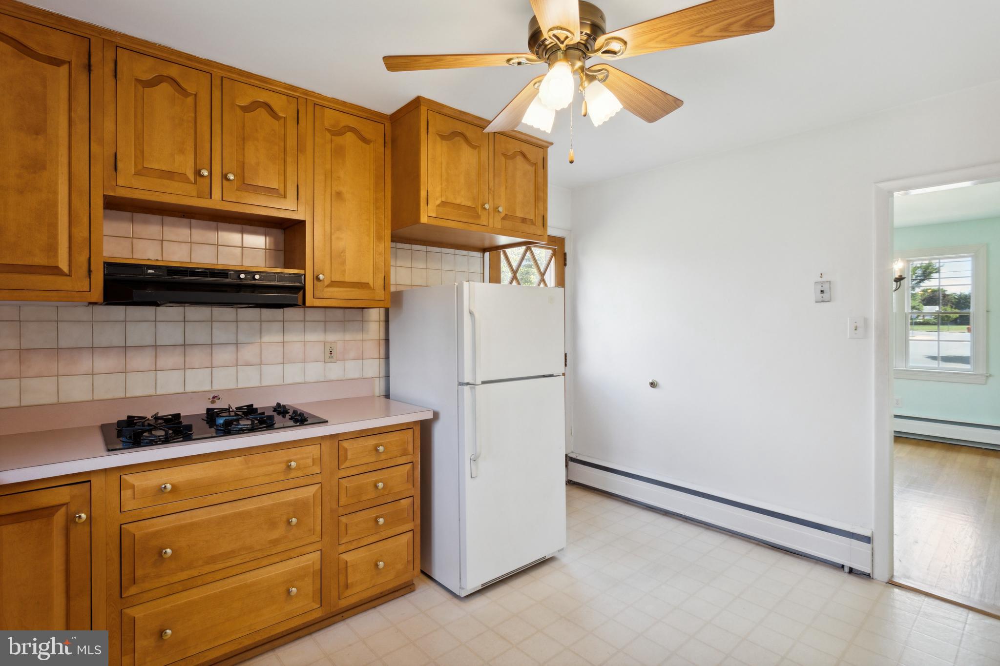 628 South Eagle Road Havertown, PA 19083 - Photo 10 of 25