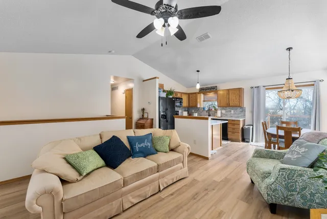 $285,000 | 2522 North Fieldstone Street, Andover, KS 67002