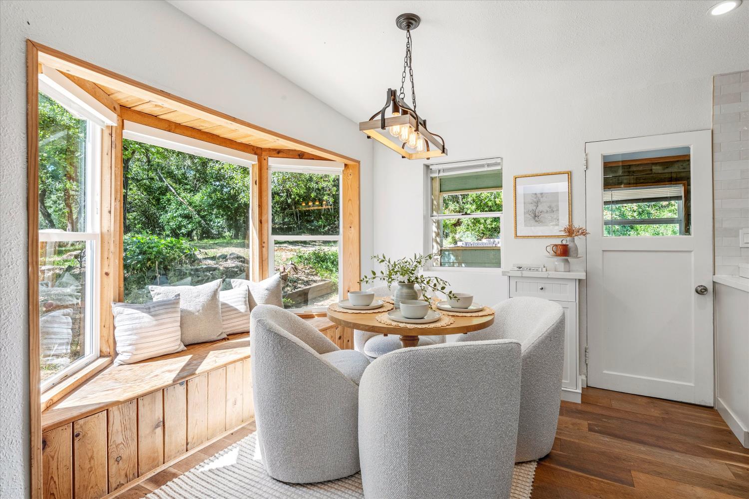 1335 Merry Knoll Road Auburn, CA 95603 - Photo 4 of 46 Primary house - upstairs dining room