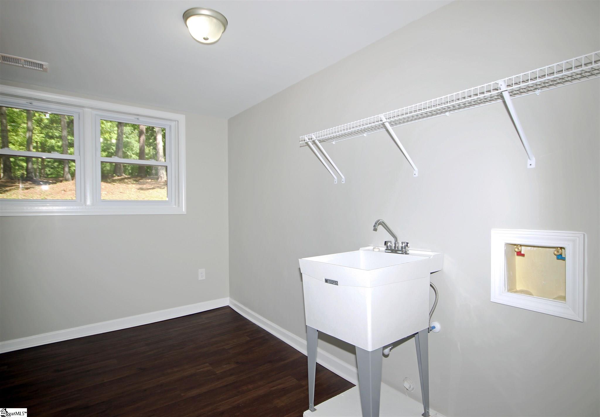 35 Carolina Way Fountain Inn, SC 29644 - Photo 21 of 28