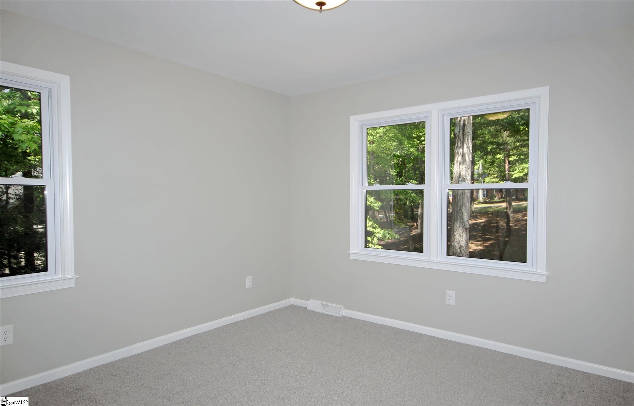 35 Carolina Way Fountain Inn, SC 29644 - Photo 10 of 28