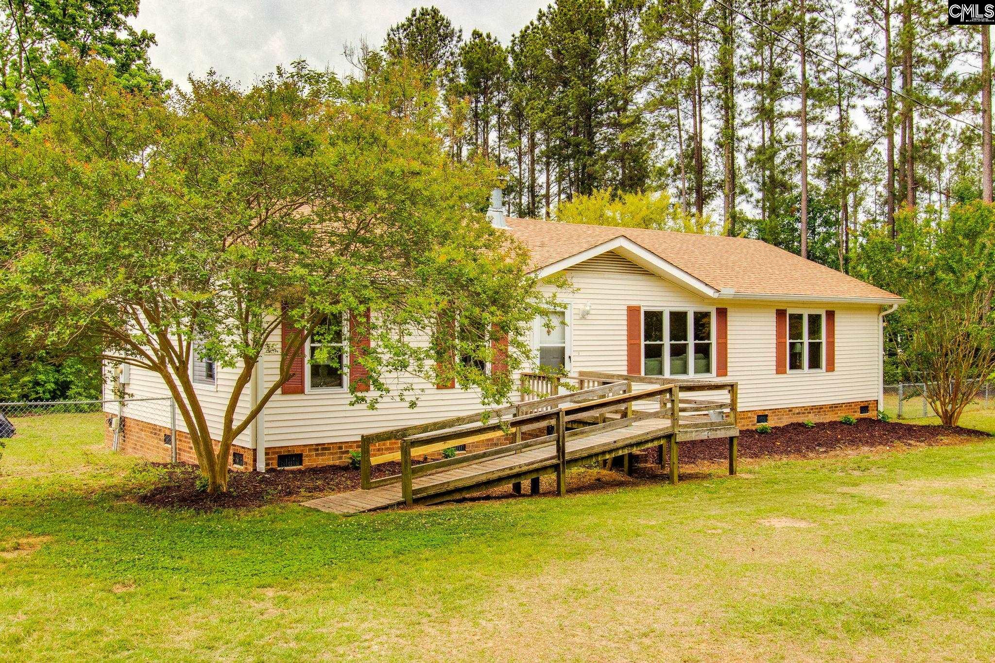 72 Favor Road Camden, SC 29020 - Photo 5 of 53