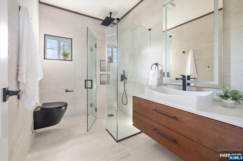 27 Sullivan Drive Emerson, NJ 07630 - Photo 17 of 47