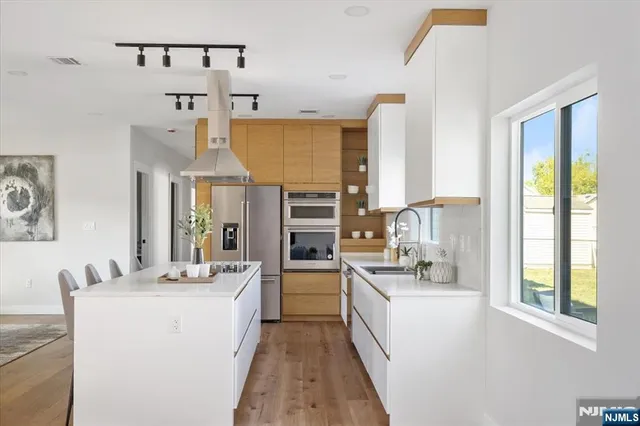 $1,185,000 | 27 Sullivan Drive, Emerson, NJ 07630