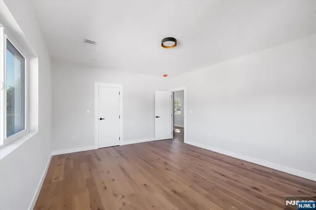 $1,185,000 | 27 Sullivan Drive, Emerson, NJ 07630