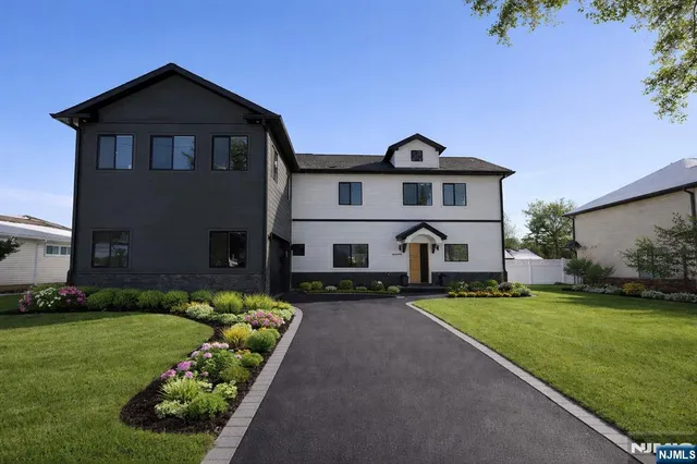 $1,185,000 | 27 Sullivan Drive, Emerson, NJ 07630