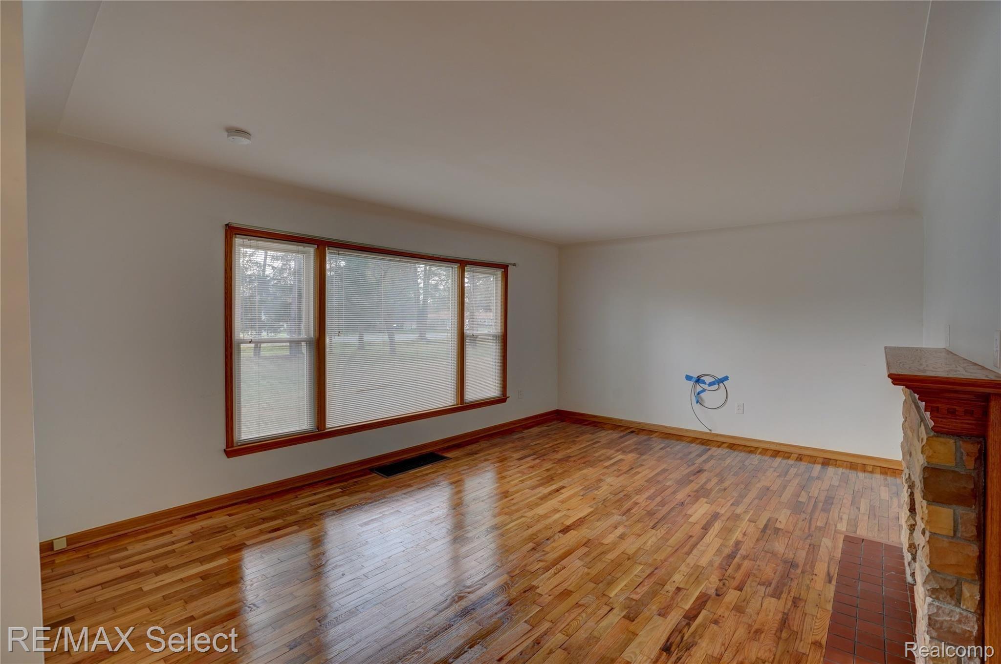 6492 Flushing Road Flushing, MI 48433 - Photo 29 of 42 6492 Flushing Road 38.jpg