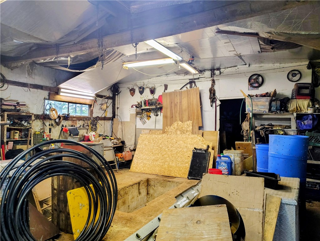 4020 East River Road Walton, NY 13856 - Photo 25 of 25 garage is in the process of being emptied