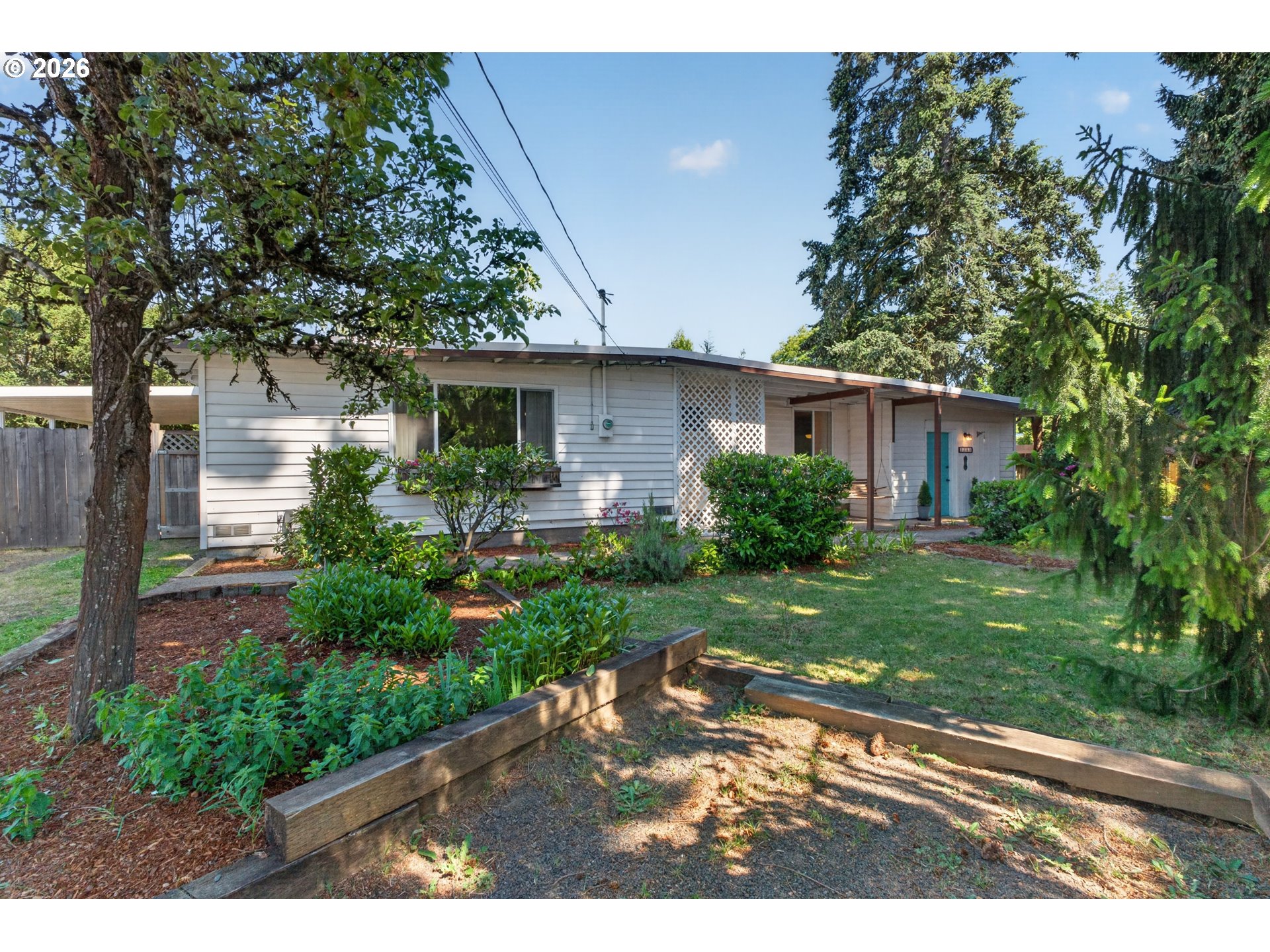 2245 Devos Street Eugene, OR 97402 - Photo 2 of 48