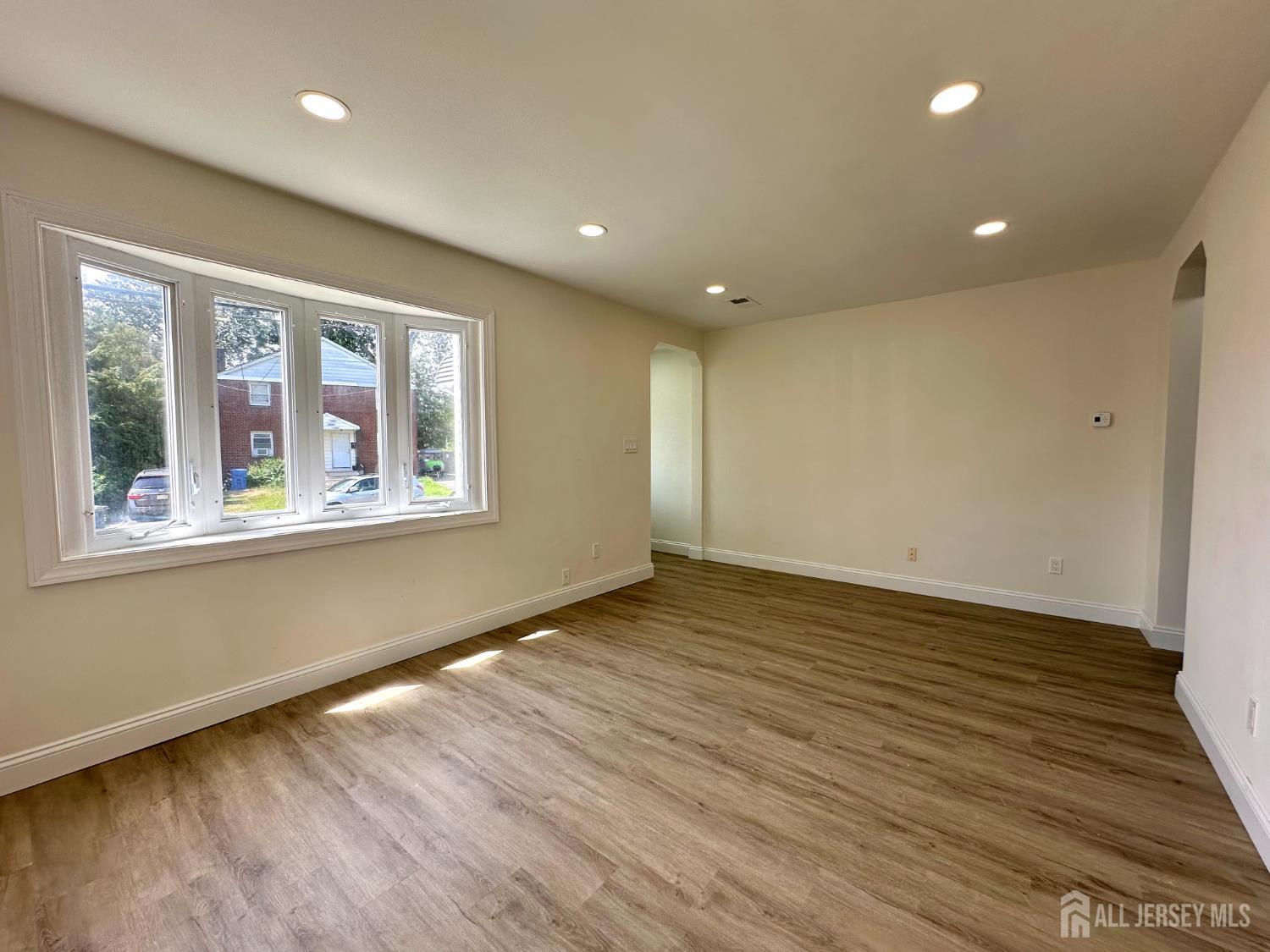 422 Crows Mill Road Fords, NJ 08863 - Photo 14 of 49 Gallery Image 14