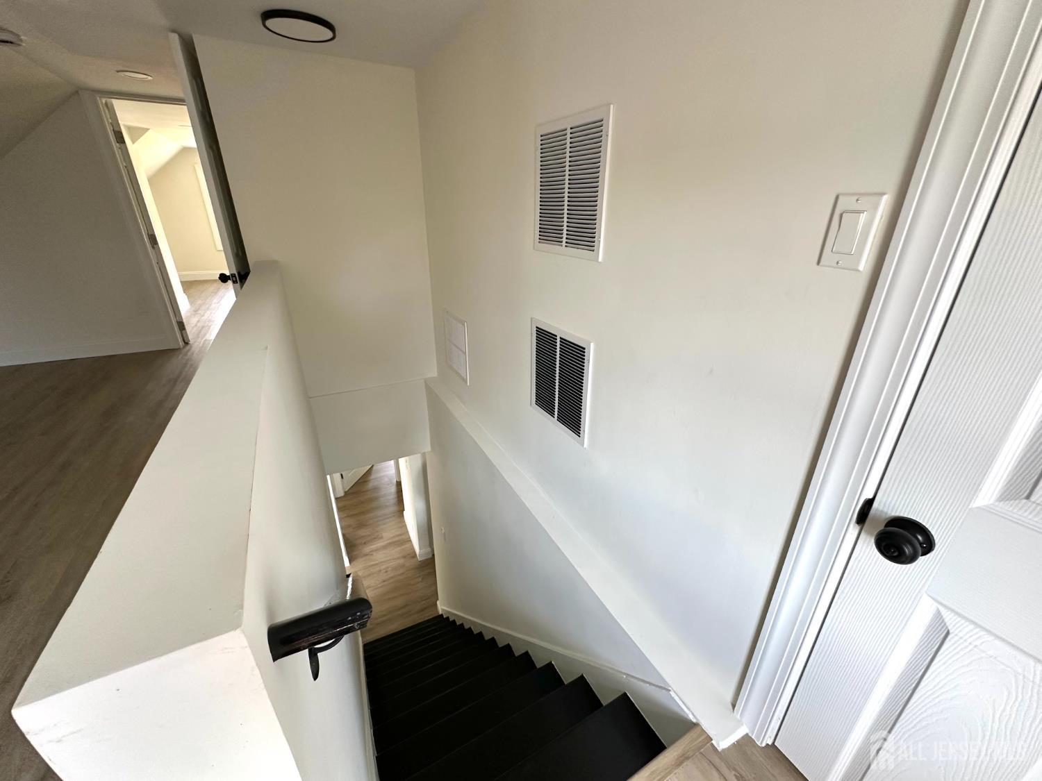 422 Crows Mill Road Fords, NJ 08863 - Photo 24 of 49 Gallery Image 24