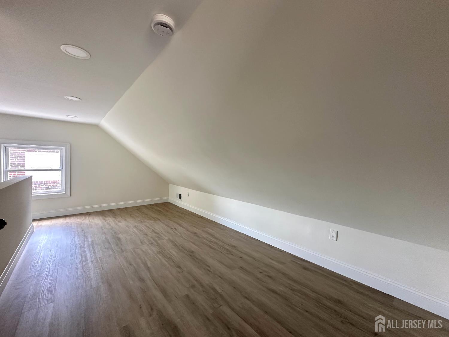422 Crows Mill Road Fords, NJ 08863 - Photo 29 of 49 Gallery Image 29