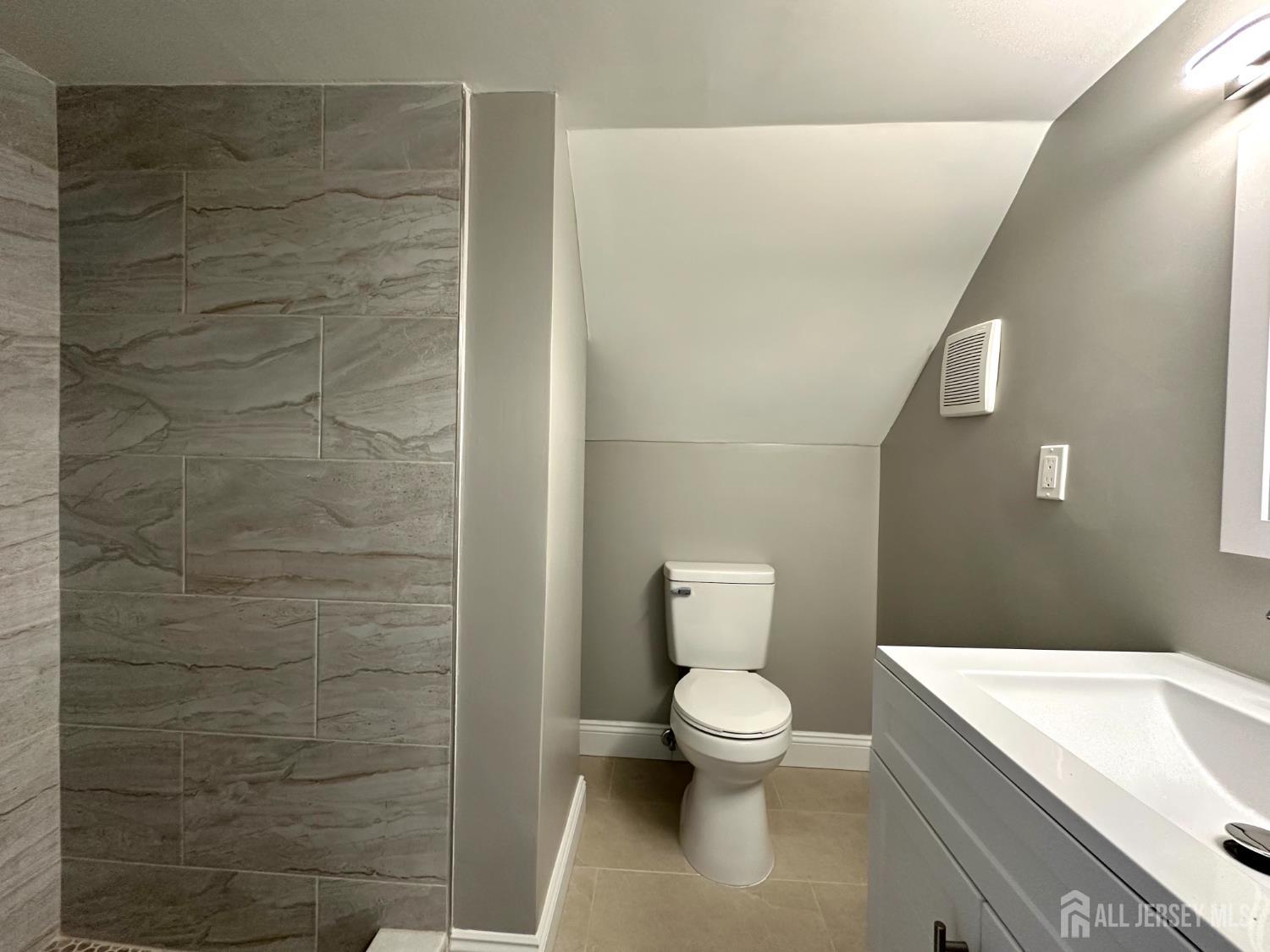 422 Crows Mill Road Fords, NJ 08863 - Photo 30 of 49 Gallery Image 30