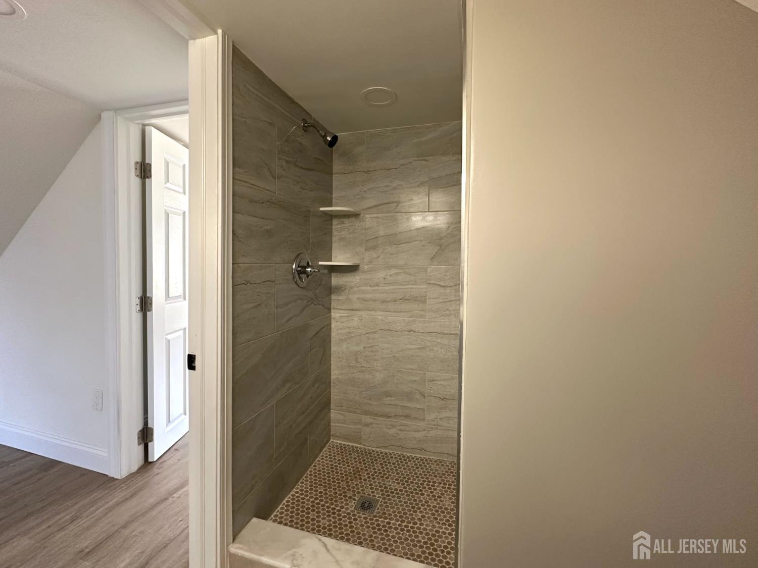 422 Crows Mill Road Fords, NJ 08863 - Photo 32 of 49 Gallery Image 32