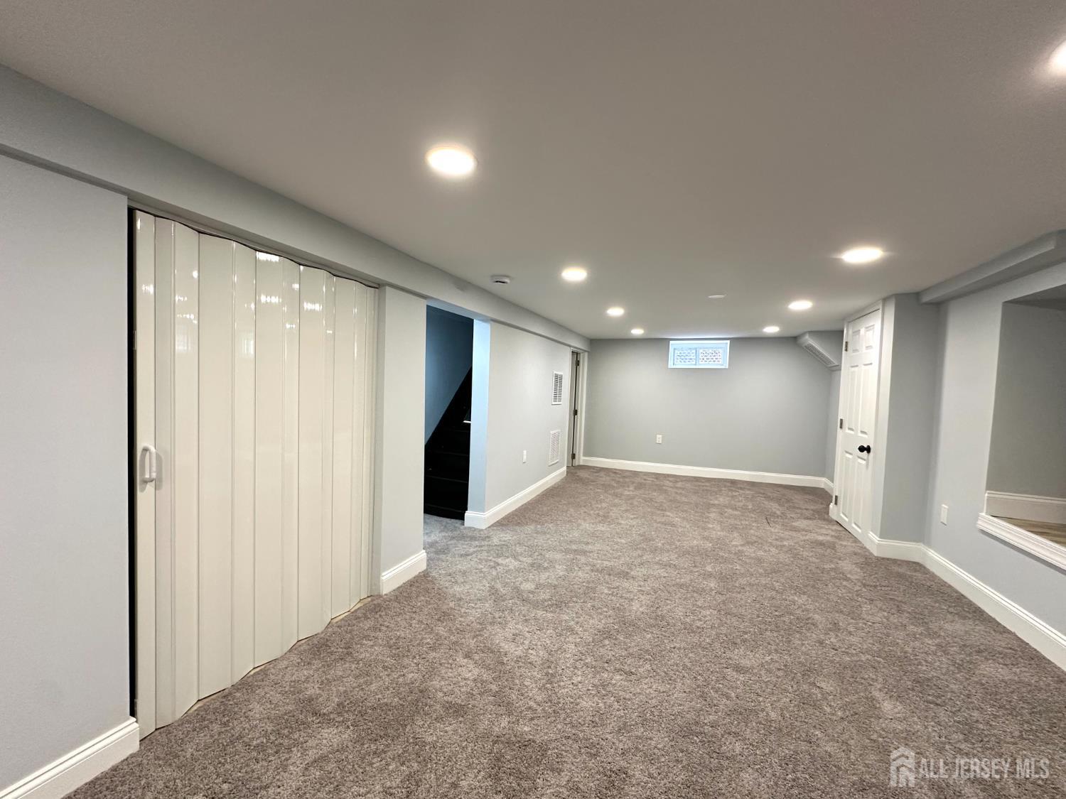 422 Crows Mill Road Fords, NJ 08863 - Photo 36 of 49 Gallery Image 36
