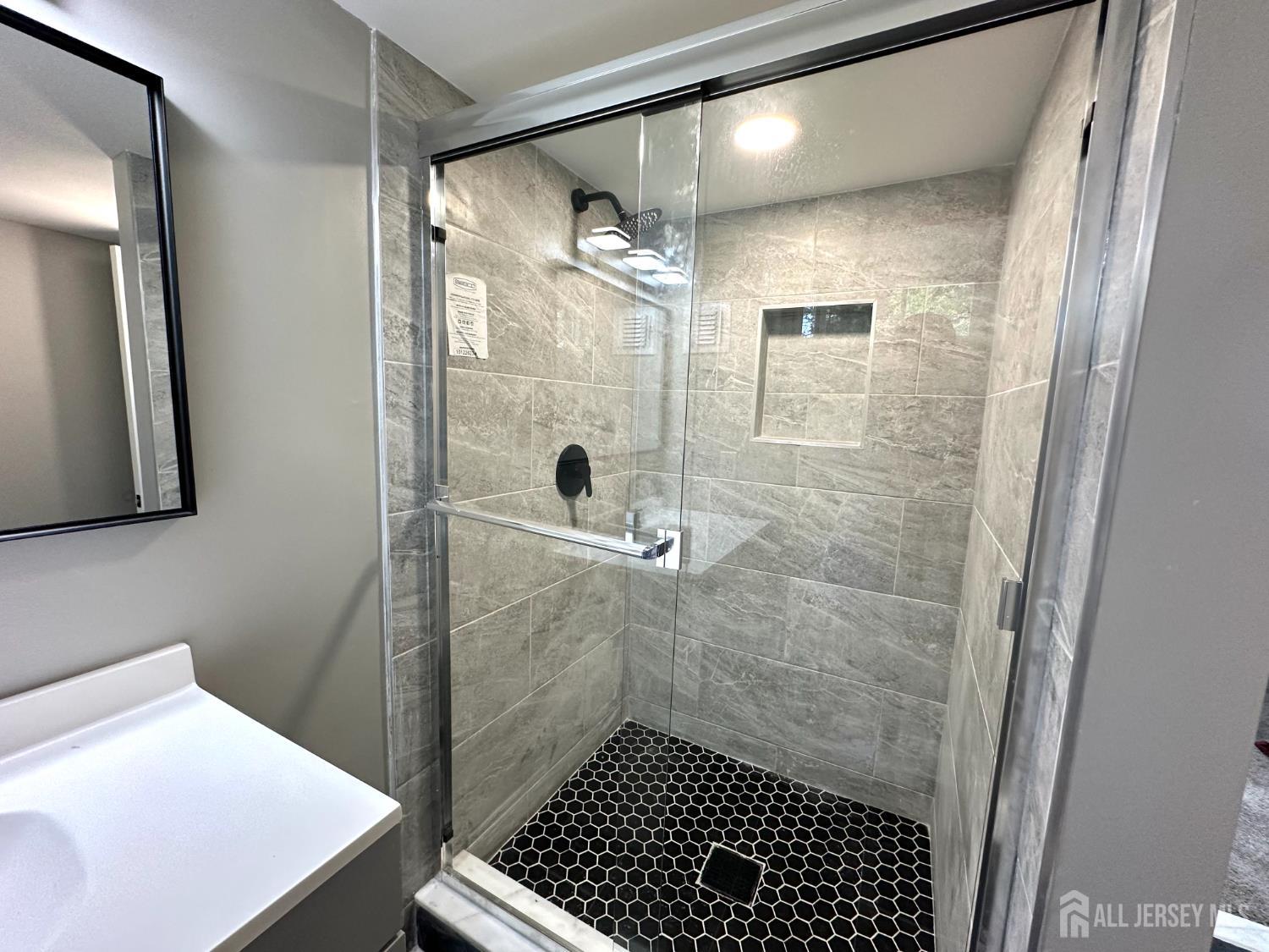 422 Crows Mill Road Fords, NJ 08863 - Photo 42 of 49 Gallery Image 42