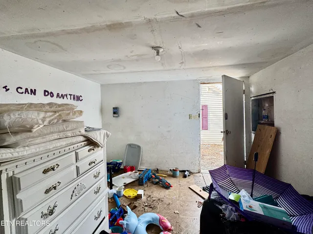 $259,000 | 101 East Maire Avenue, Clinton, TN 37716